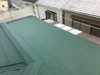 橿原市 スーパーガルテクト屋根