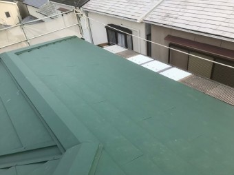 橿原市 スーパーガルテクト屋根