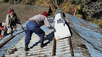 太陽熱温水器の撤去