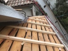 不陸調整完了の下屋