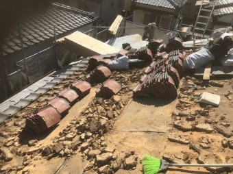 斑鳩町 和瓦 瓦撤去