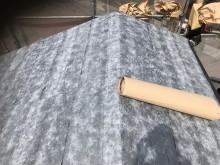 カバー工法で防水紙設置