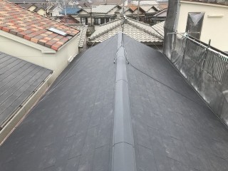 カバーベストに葺き替えた屋根