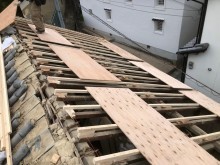 野地板の張り替え作業