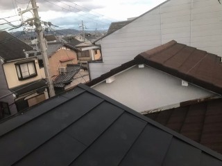 ガルテクトに葺き変わった屋根