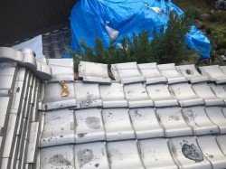 ケラバの剥がれと破損