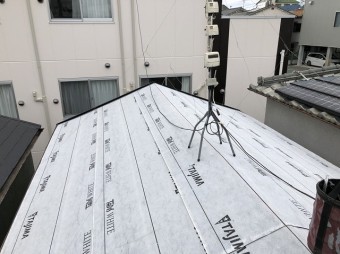 橿原市 セメント瓦屋根 防水紙貼り