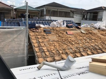 平群町 瓦の解体