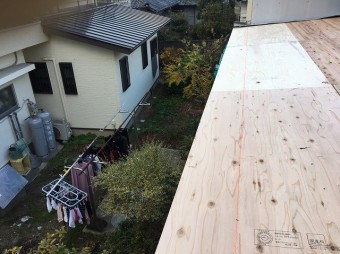 野地板設置後の屋根
