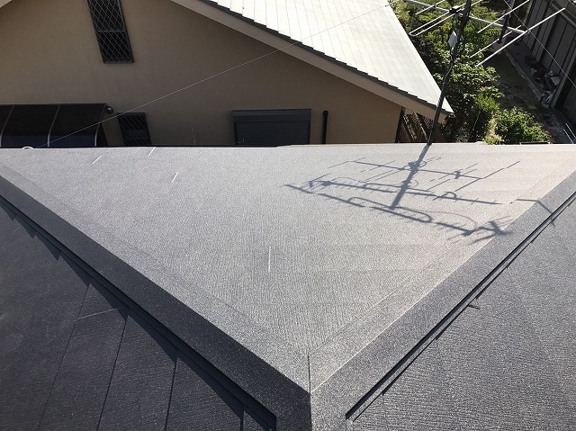 生駒市のカバー工法完成の屋根