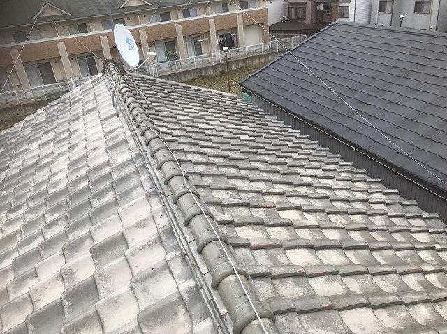 香芝市の釉薬瓦屋根の無料メンテナンス
