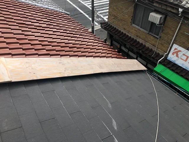 奈良市の屋根の取り合いから雨漏り