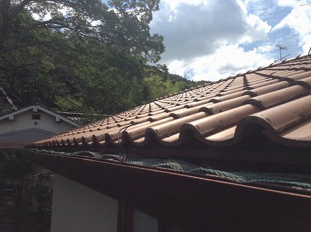 軒先側のS型瓦屋根