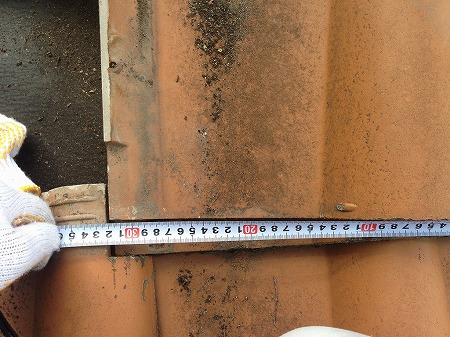 瓦寸法の実測状況