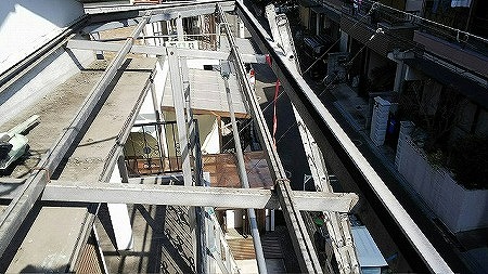 既存波板撤去