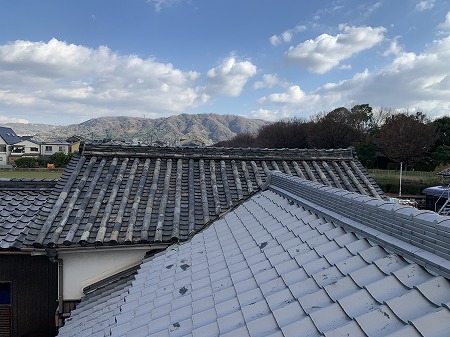 本葺瓦屋根の全景