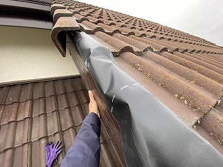 ケラバ瓦落下、応急処置