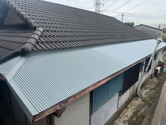 葺替え完了後の屋根
