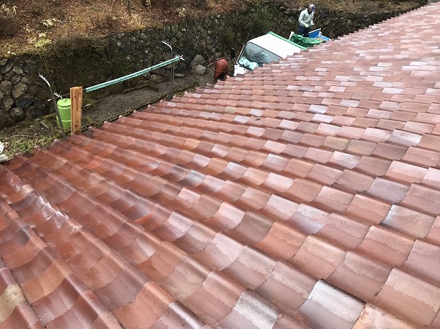 葺き直し完成後の屋根
