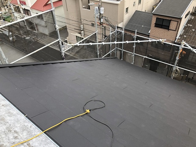 ガルテクト設置の屋根
