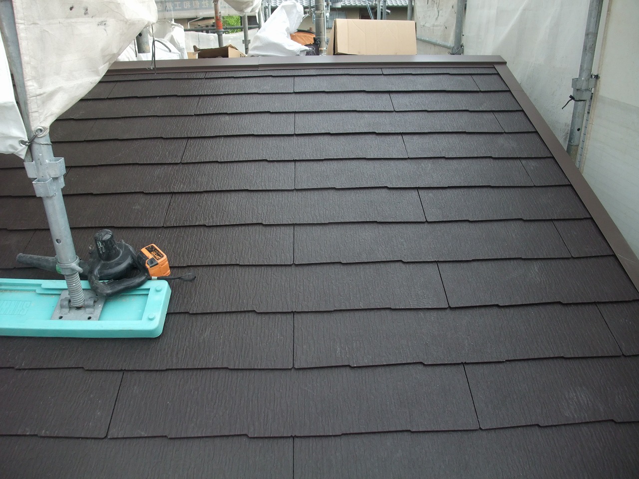 奈良市中山町の瓦屋根、下屋根の葺き替え工事完成