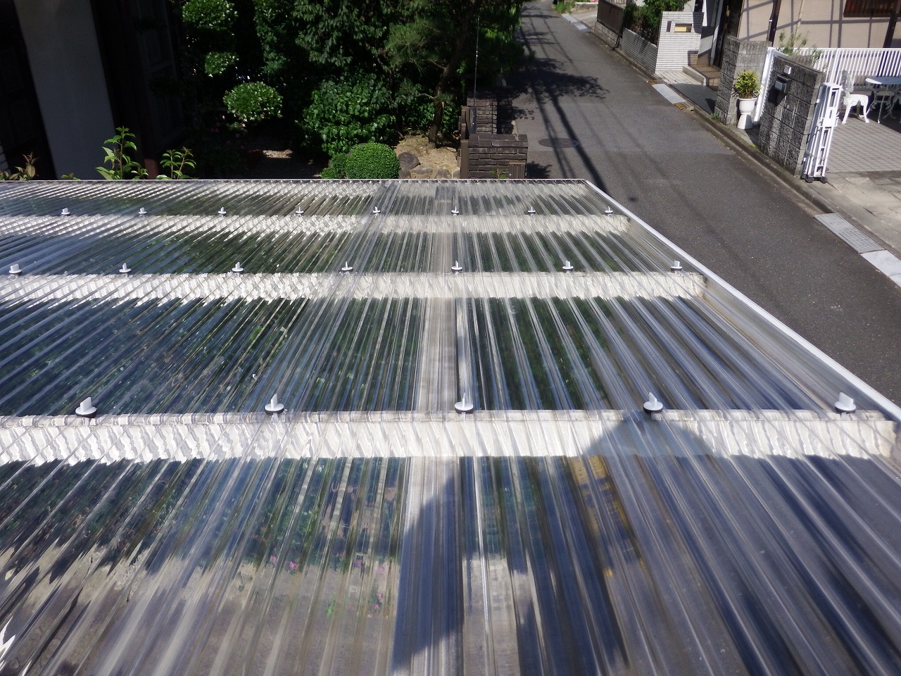 奈良市のカーポートの波板屋根張り替え完成
