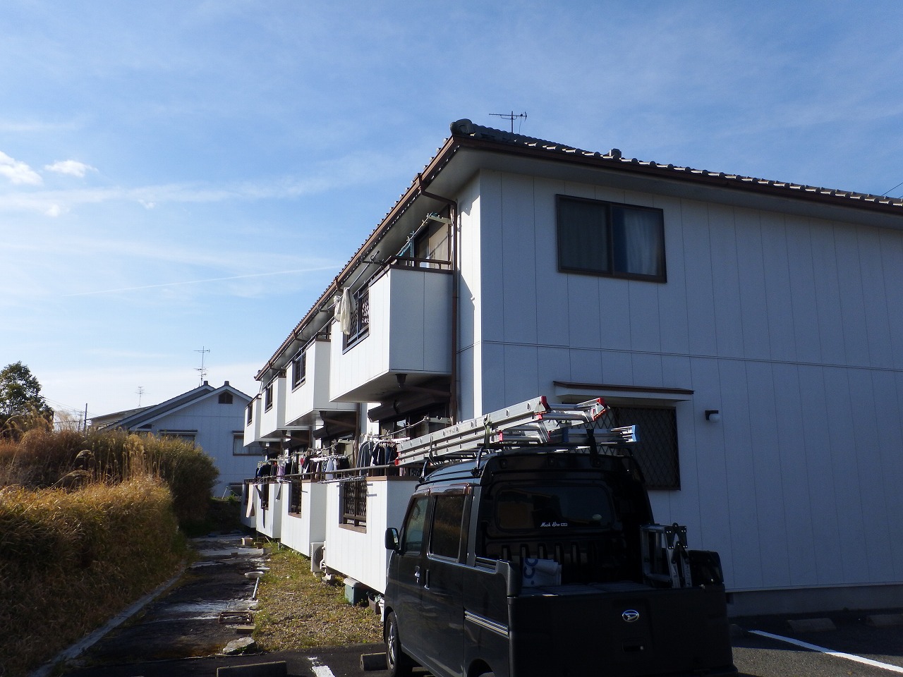 奈良市平松の木造二階建ハイツの雨漏り調査