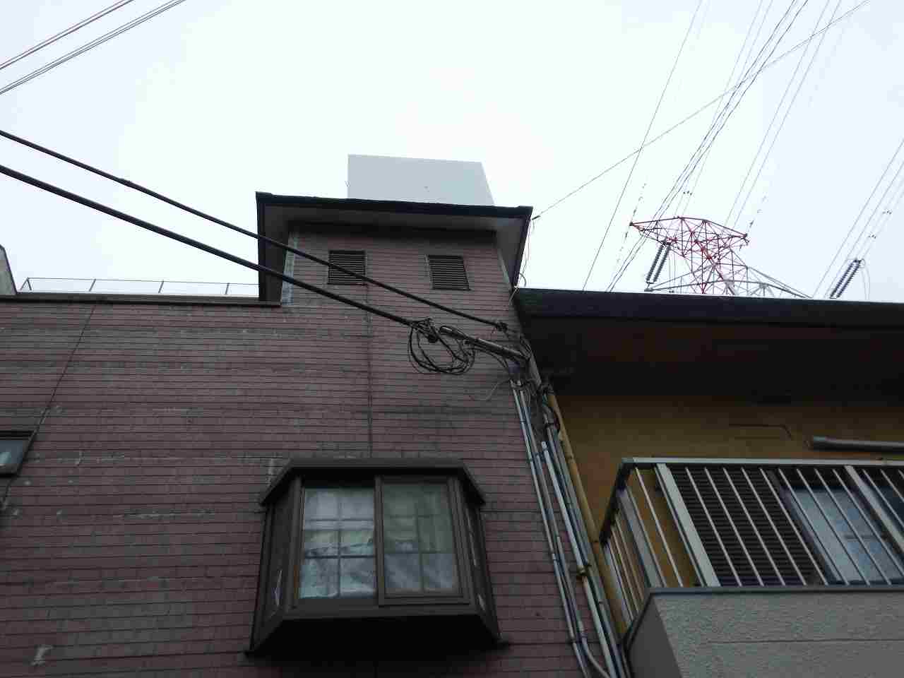 奈良市三郷町の雨漏りの屋根、現調