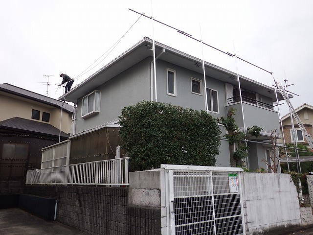奈良市東登美ケ丘のカバー工法による屋根工事完成、簡易足場の解体