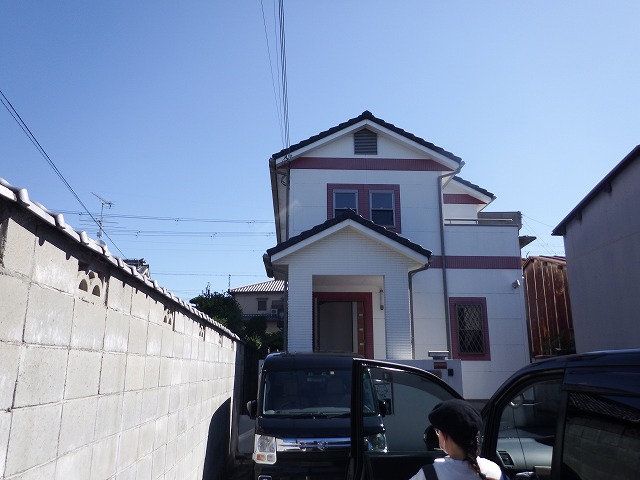 奈良市でリフォーム工事開始、外壁塗装工事に足場設置は欠かせません