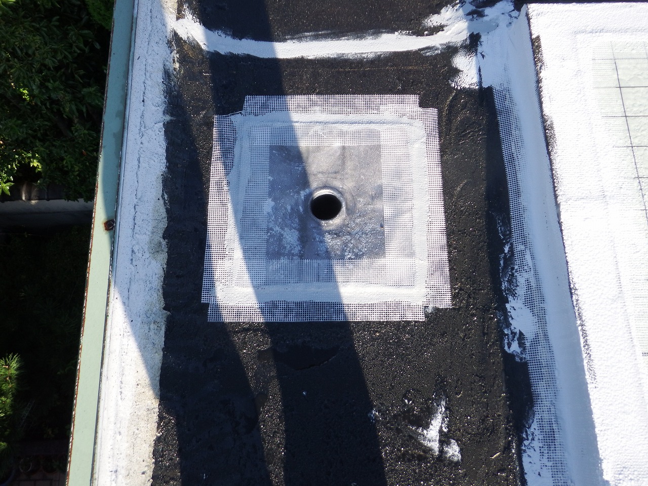 生駒市の陸屋根防水工事、ドレン周り補修