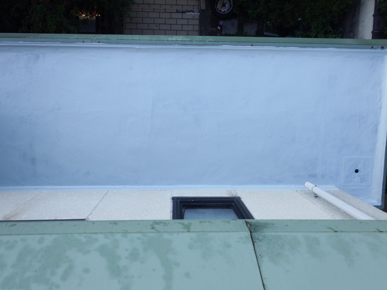 生駒市の下屋根、ウレタン塗料塗装１回目