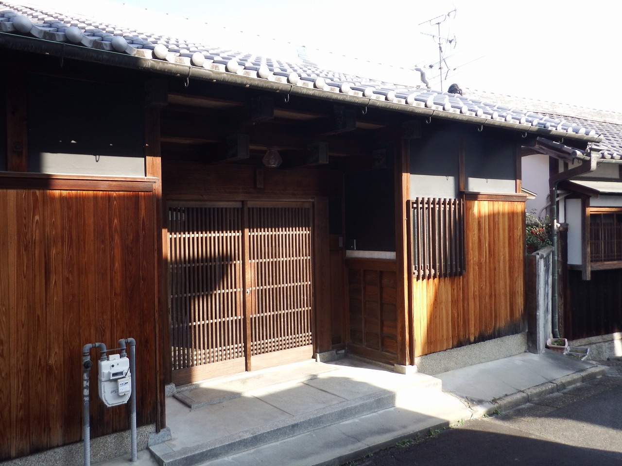 奈良市の納屋の雨漏り、無料点検