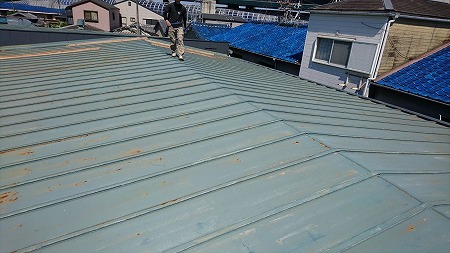 施工前の瓦棒の状態です。
