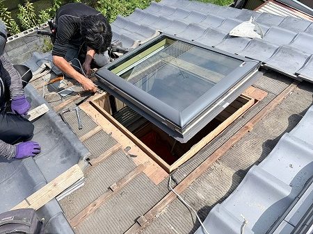 天窓電気配線中