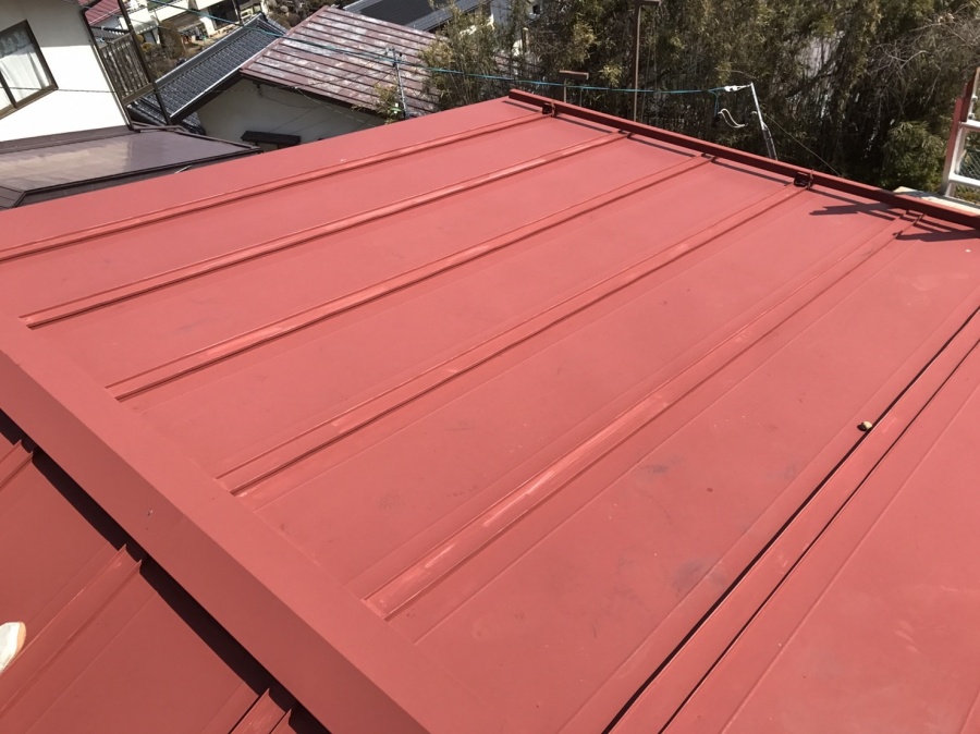 工事前のトタン葺きの屋根