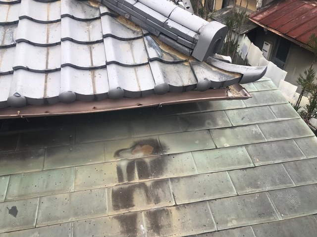 奈良市の瓦屋根の雨樋点検