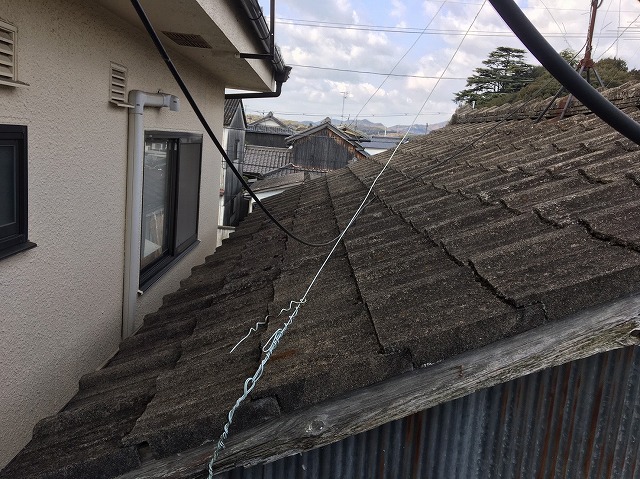 工事を始める前の屋根
