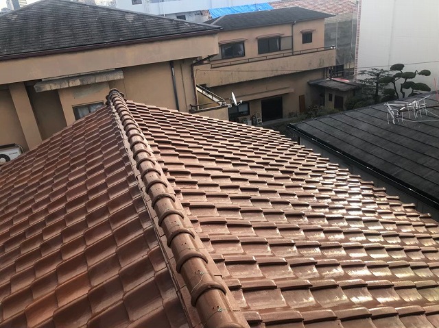 切妻瓦屋根の補修工事