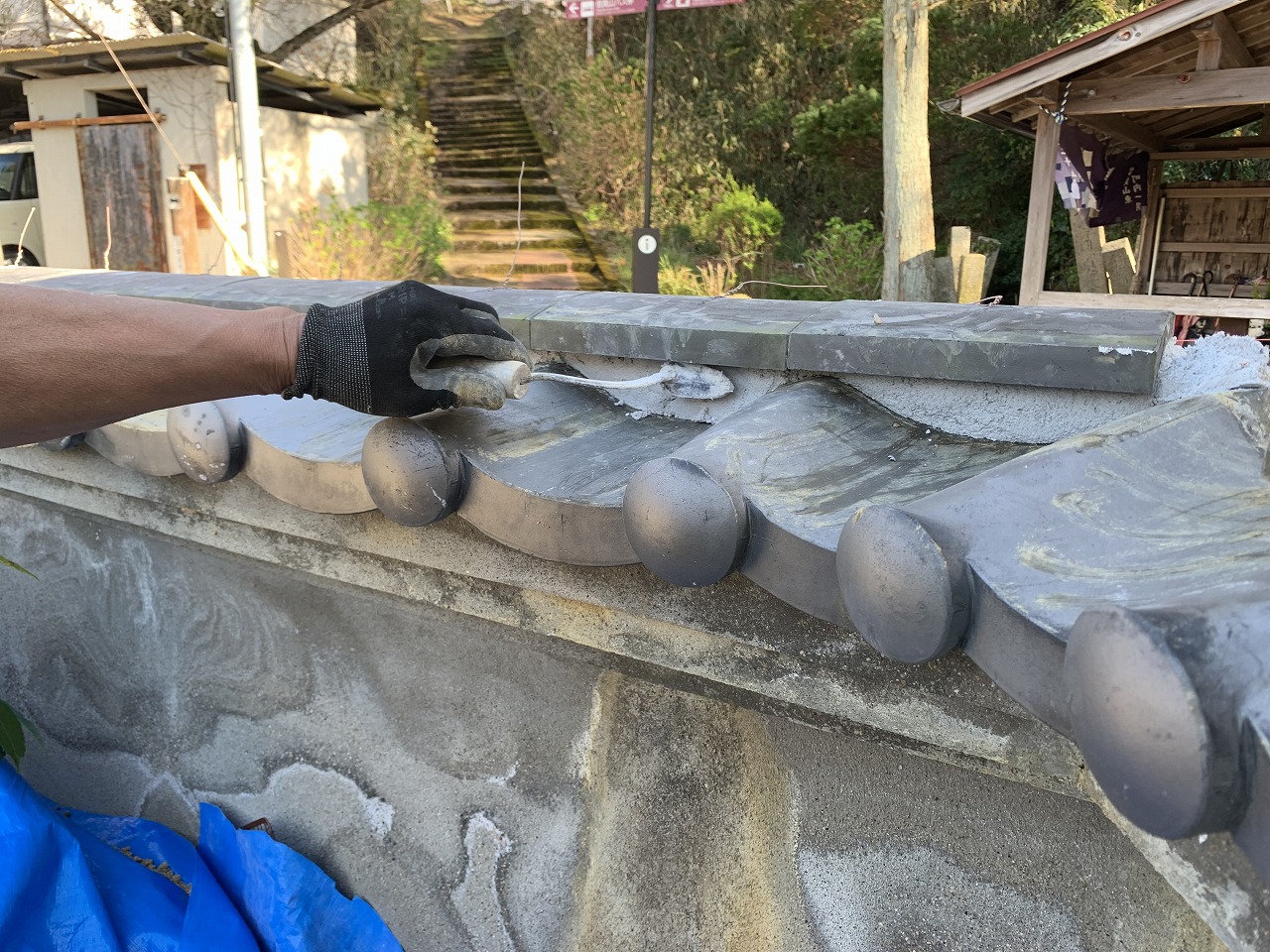 平群町擁壁面戸ならし