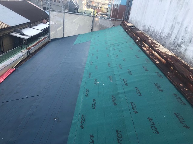 奈良市で劣化したカラーベストから立平工法で屋根の葺き替え工事完了