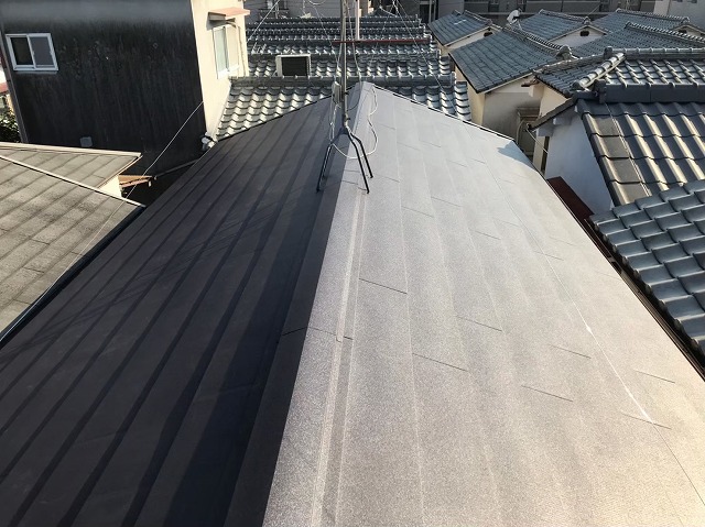 ガルテクト設置で屋根完成